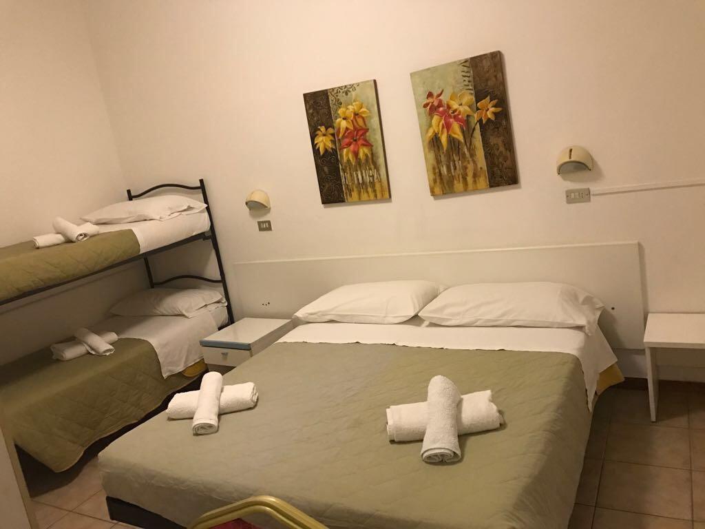 Hotel Riviera Rimini Kültér fotó