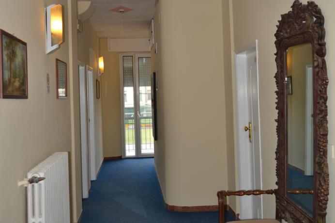 Hotel Riviera Rimini Kültér fotó